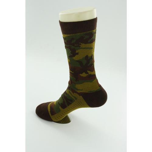 men fashionable design basketball socks